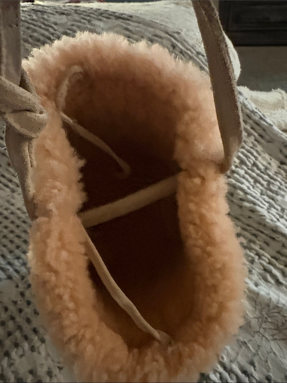UGG Cream Suede Mini Bucket Bag with Blush Shearling Trim - Picture 4 of 8